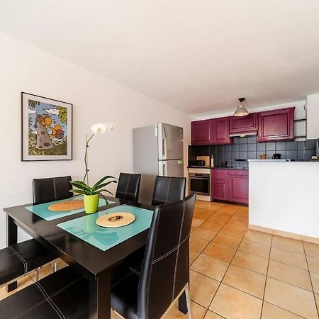 Jade - Appt 2 Chb - 4 Personnes - A 200 M Du Lagon De Saint-Pierre - Residence Avec Belle Piscine Et Parking Prive - Sur Le Front De Mer Et A 2 Pas Du Centre-Ville De St-Pierre Екстериор снимка